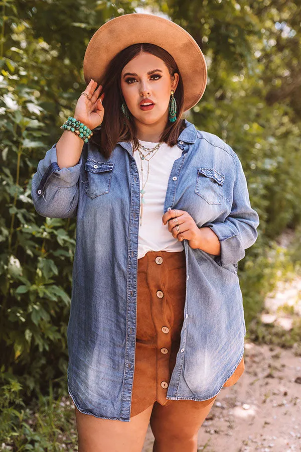 Dallas Weekend Chambray Button Up Curves