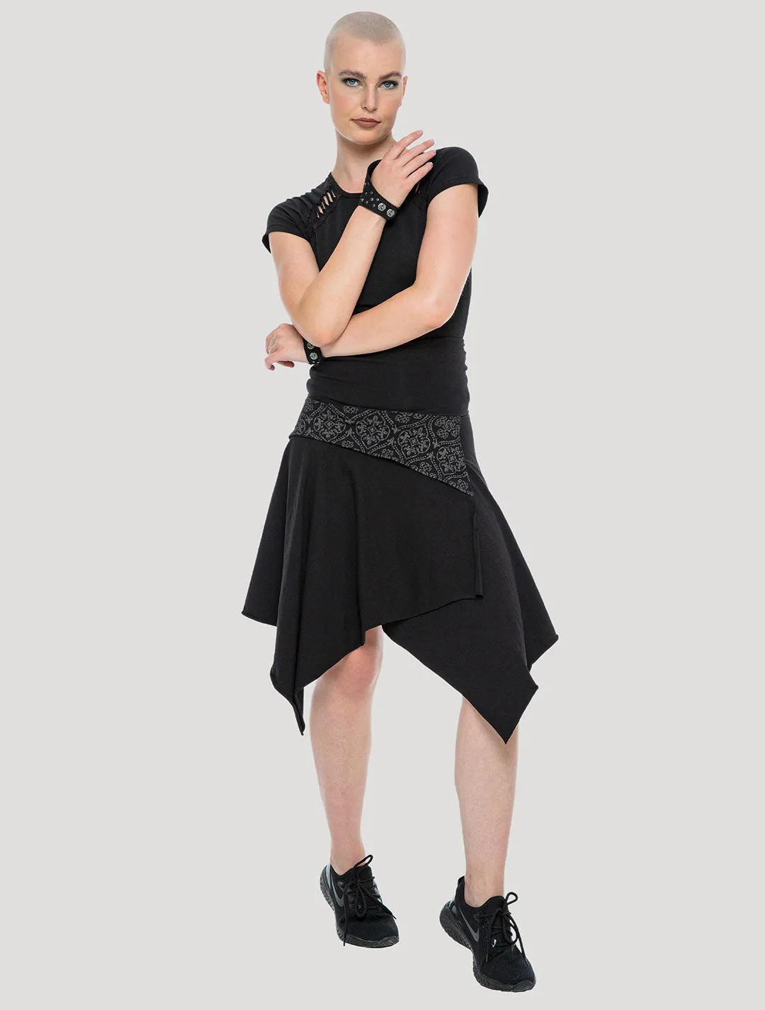 Drag Asymmetric Skirt