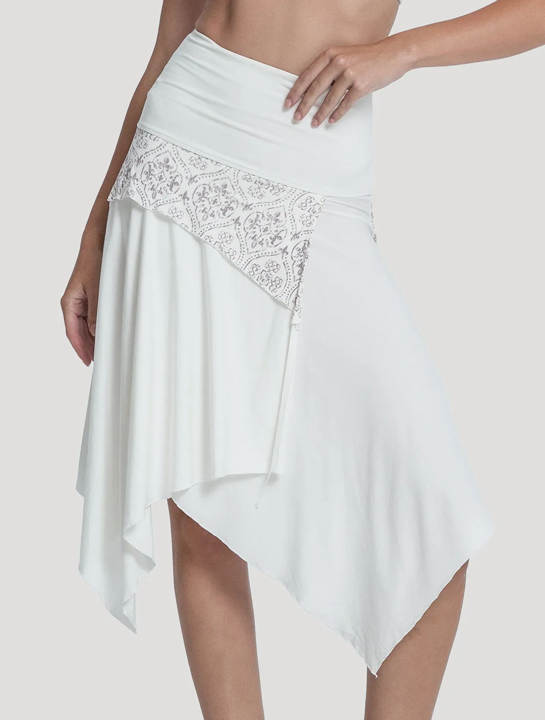 Drag Asymmetric Skirt