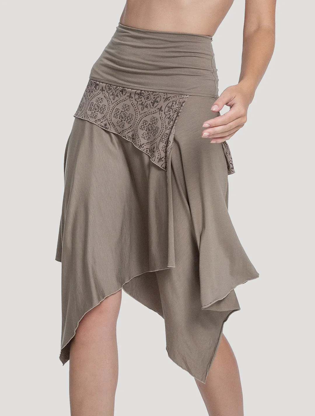 Drag Asymmetric Skirt