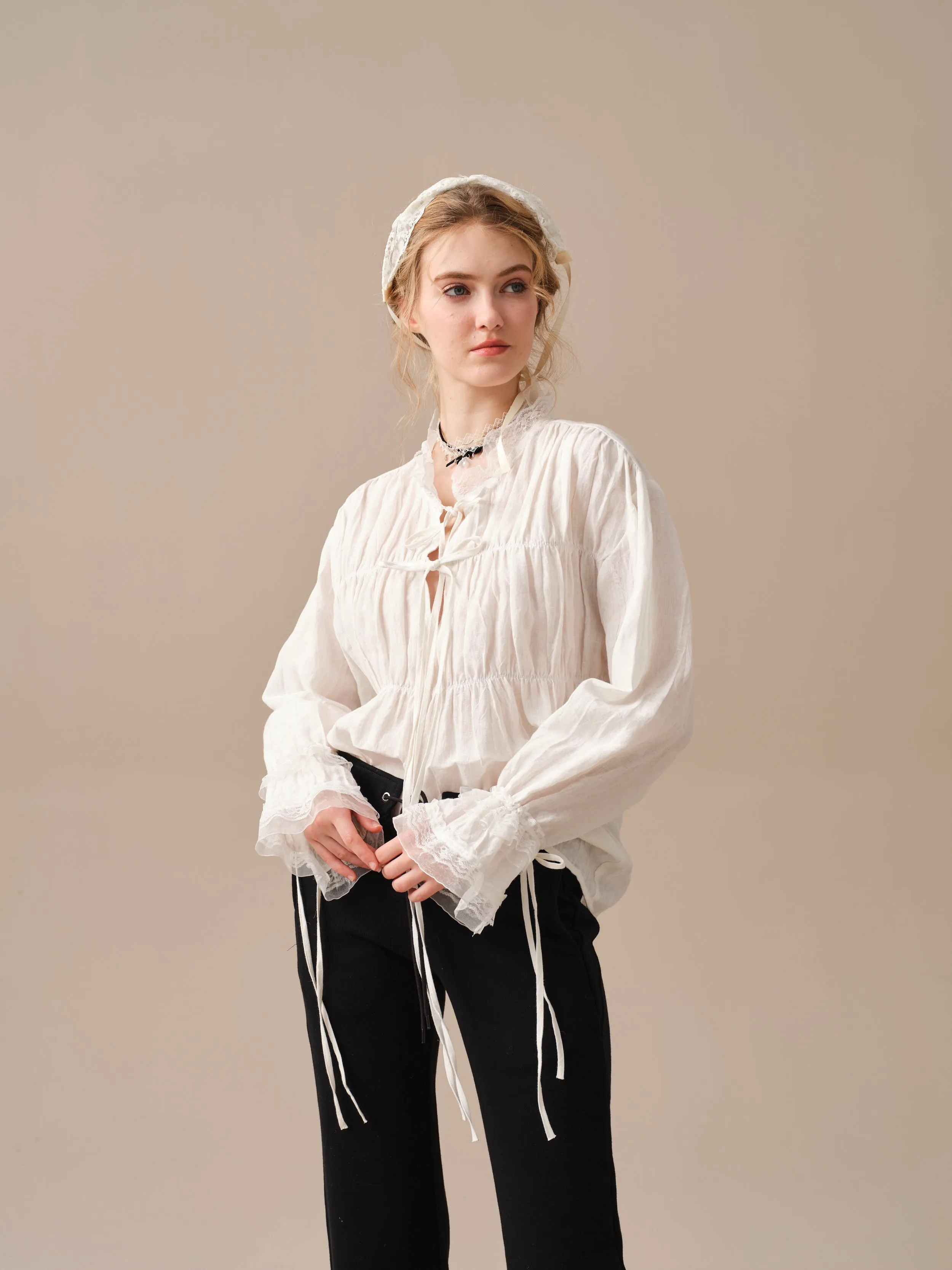 JENNIFER 33 | victorian linen blouse with lace