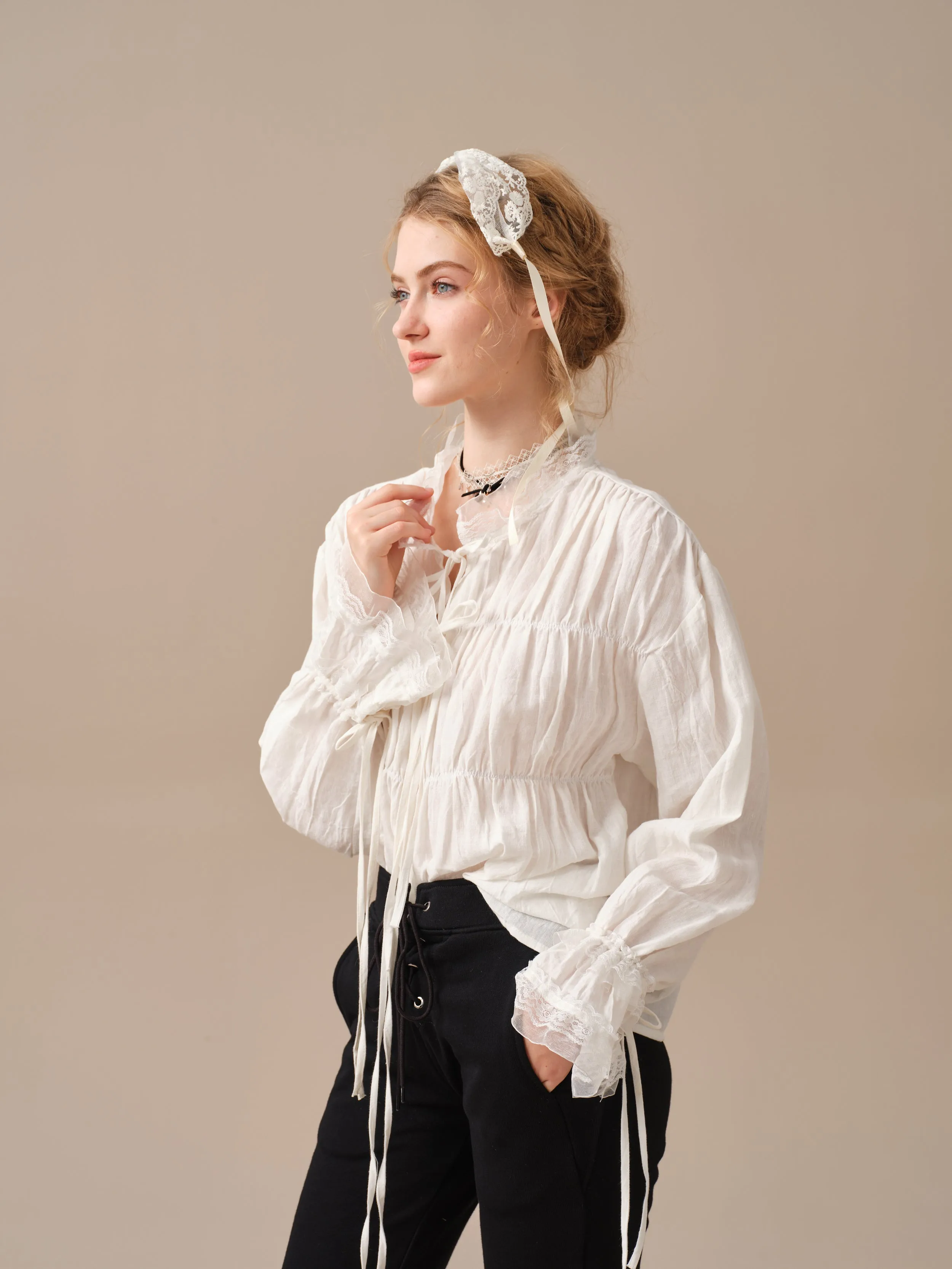 JENNIFER 33 | victorian linen blouse with lace