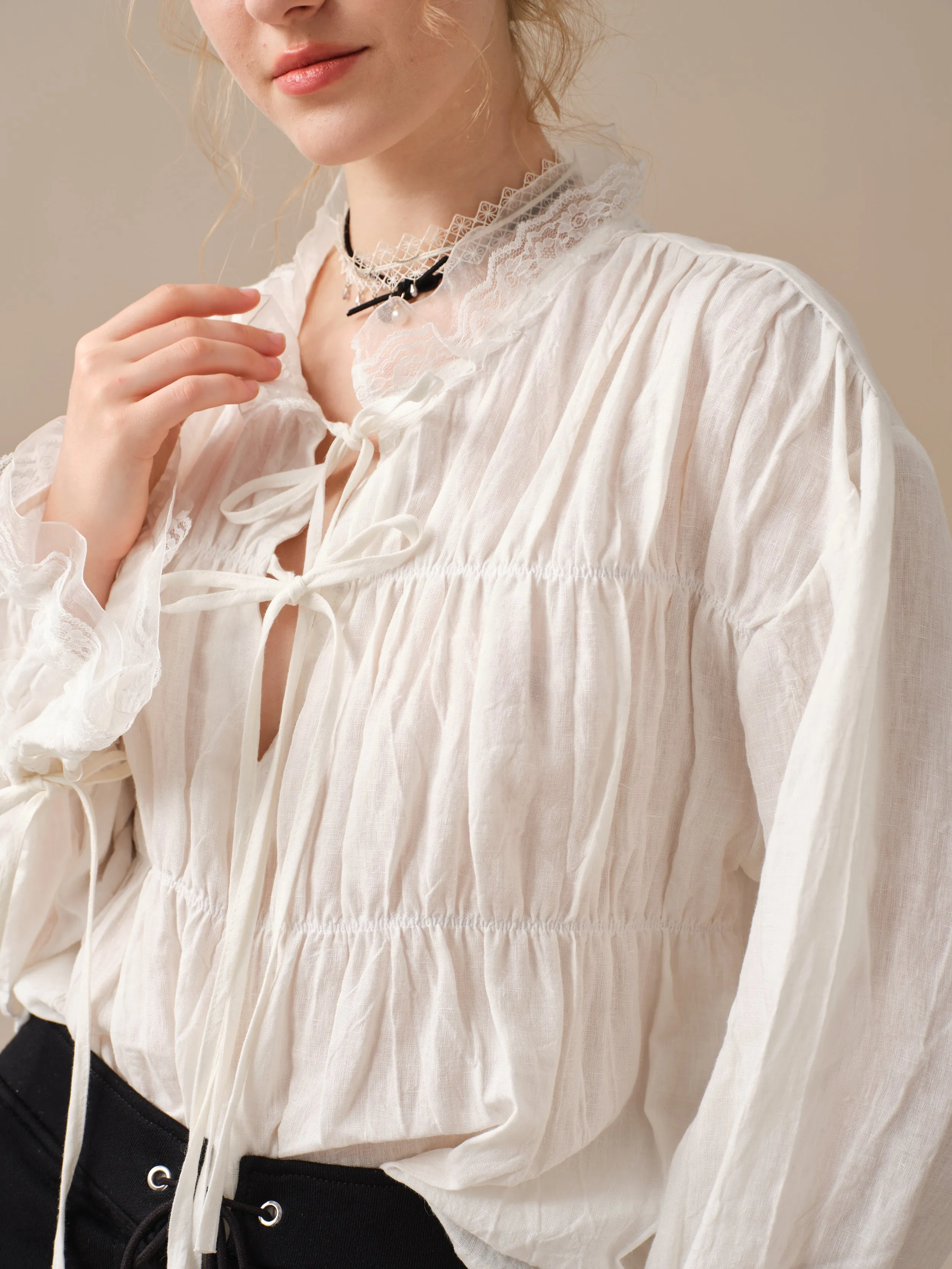 JENNIFER 33 | victorian linen blouse with lace