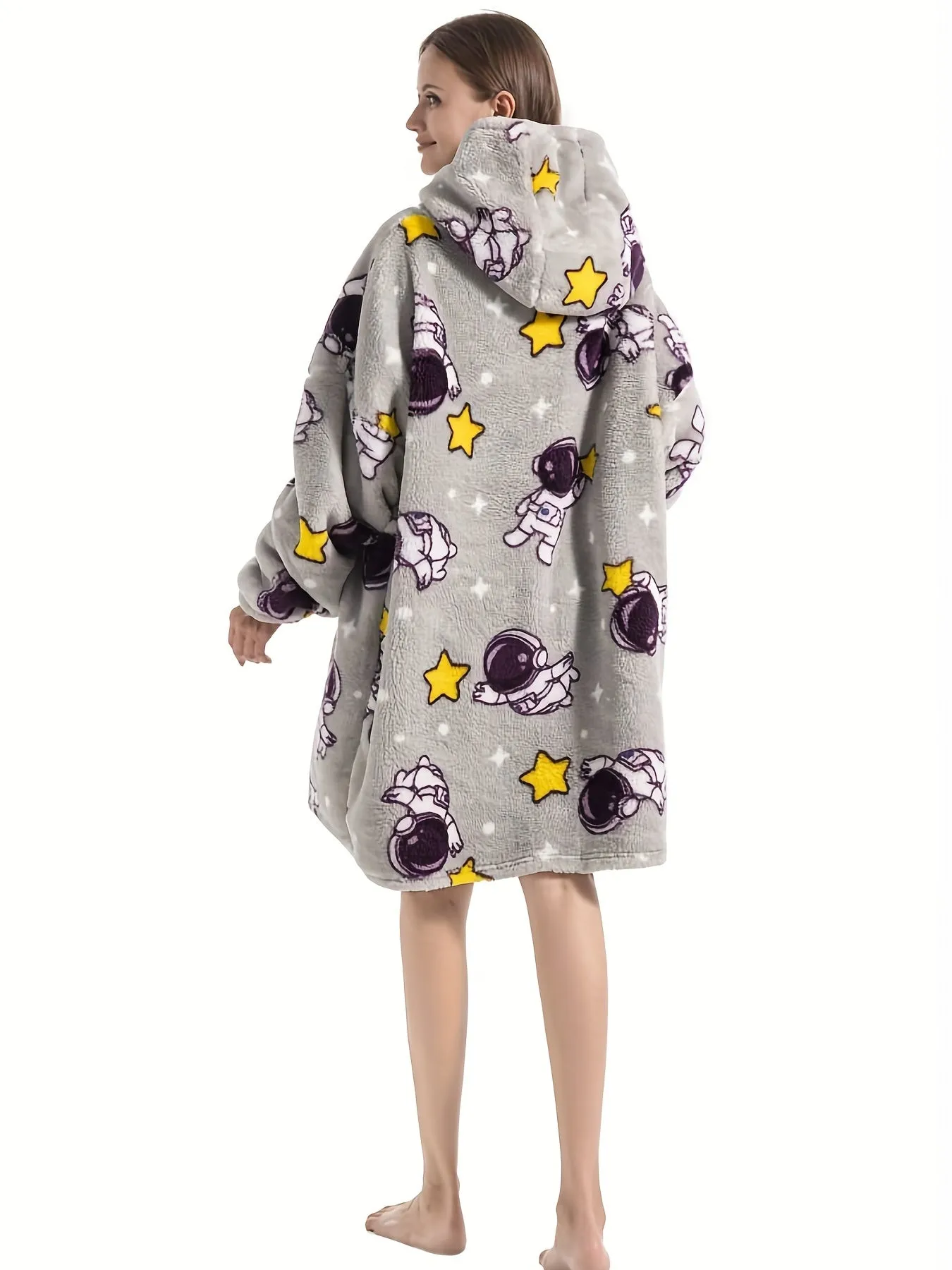 Plus Size Cozy Shark Pattern Fluffy Fleece Wearable Blanket - Soft, Warm, and Oversized with Giant Pockets for Ultimate Comfort - Womens Cute Long Sleeve Hooded Nightgown for Cold Nights