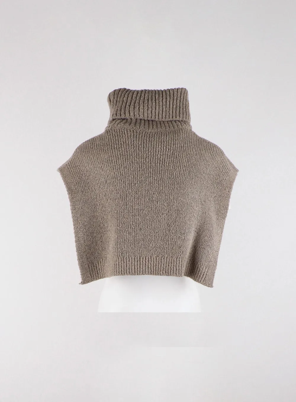 Solid Turtleneck Crop Knit Vest OD326