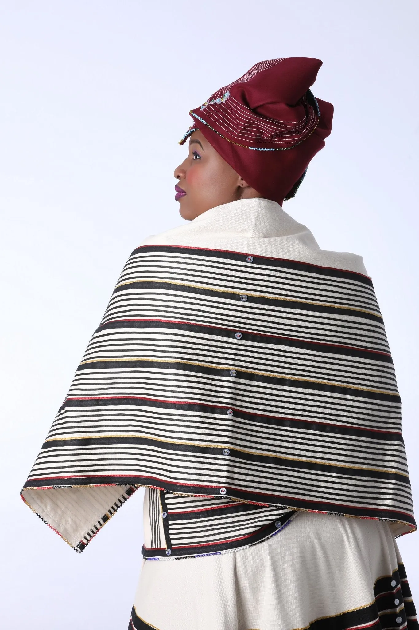 Xhosa Umbhaco Bhayi Shawl with Two Tone Braiding